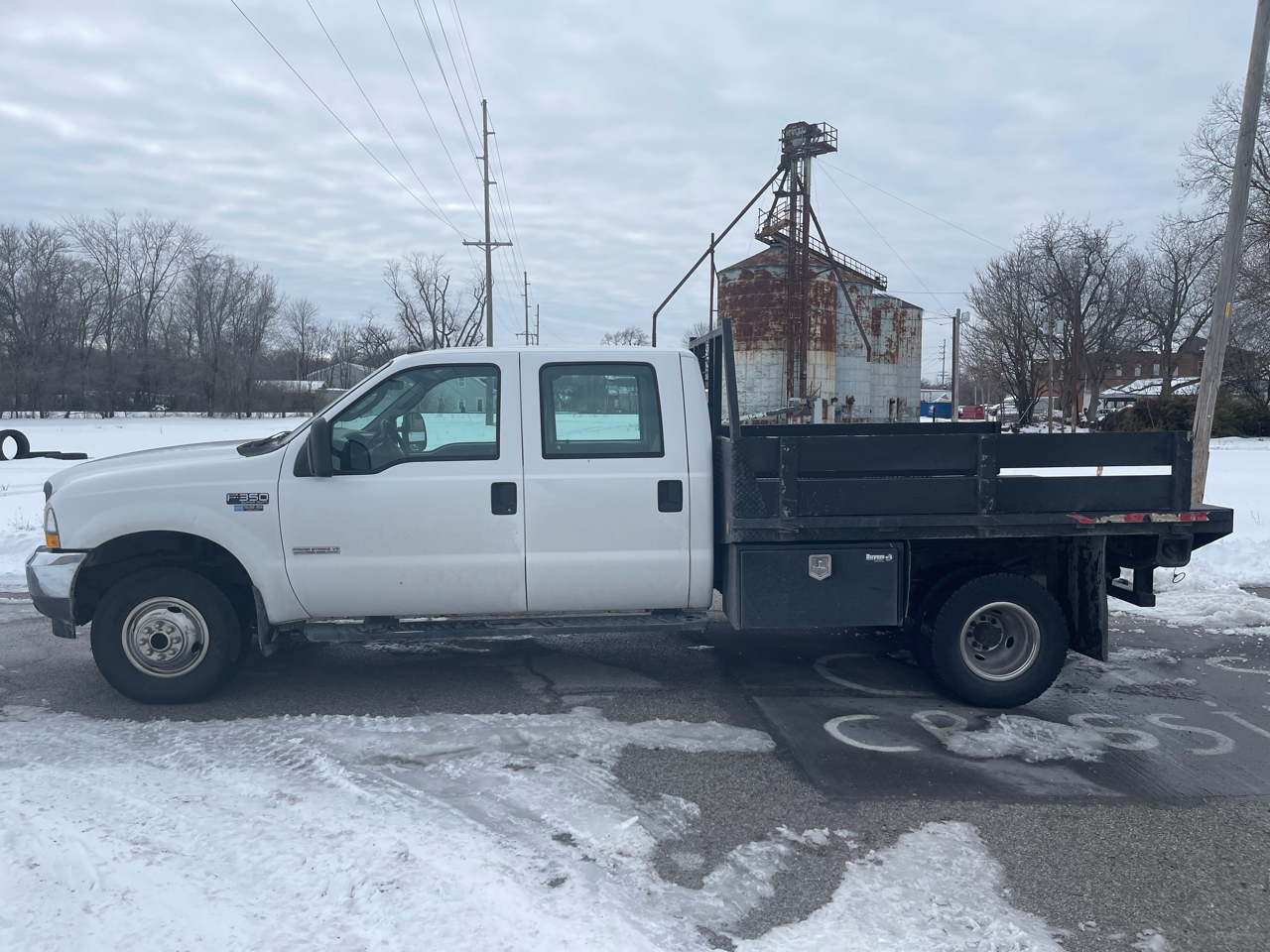 Ford F-350 SD XL Crew Cab 4WD DRW 2004