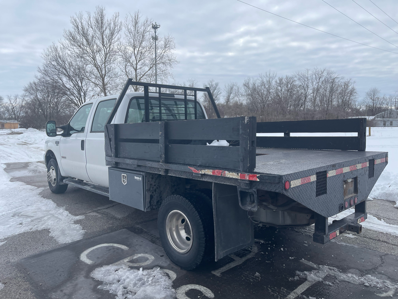 Ford F-350 SD XL Crew Cab 4WD DRW 2004