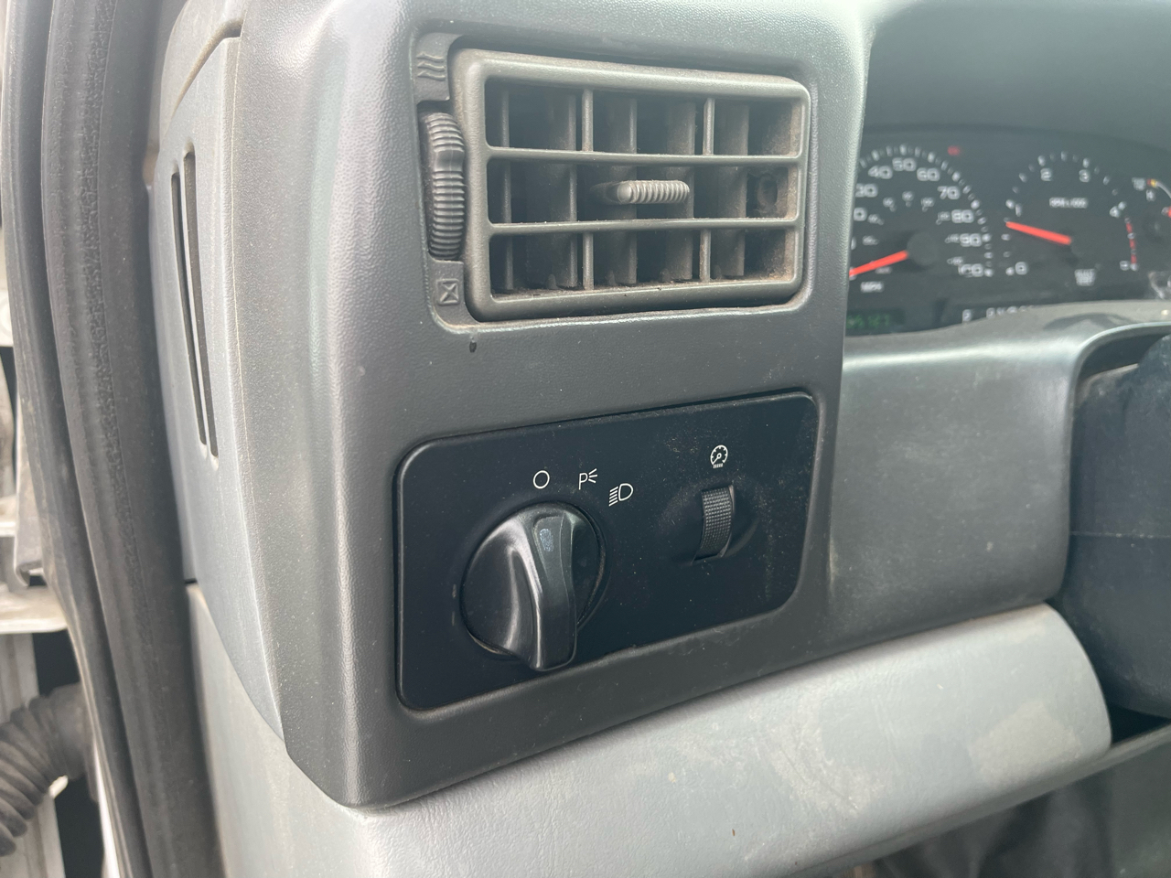 Ford F-350 SD XL Crew Cab 4WD DRW 2004