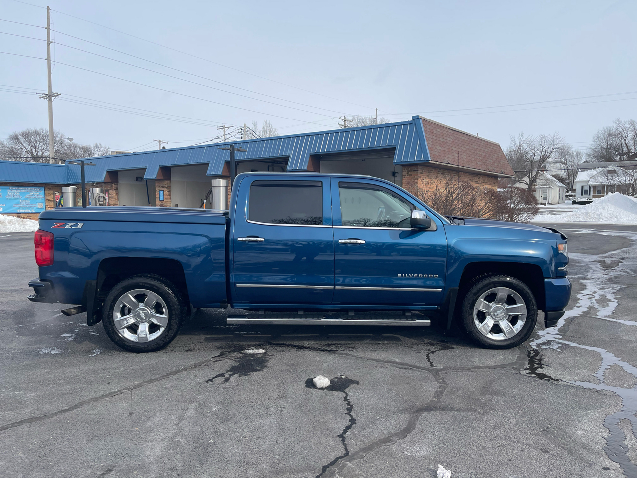 Chevrolet Silverado 1500 4WD Crew Cab 143.5" LTZ w/1LZ 2018