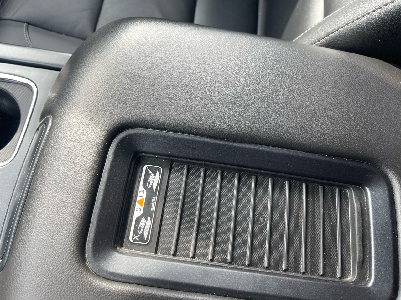 Chevrolet Silverado 1500 4WD Crew Cab 143.5" LTZ w/1LZ 2018