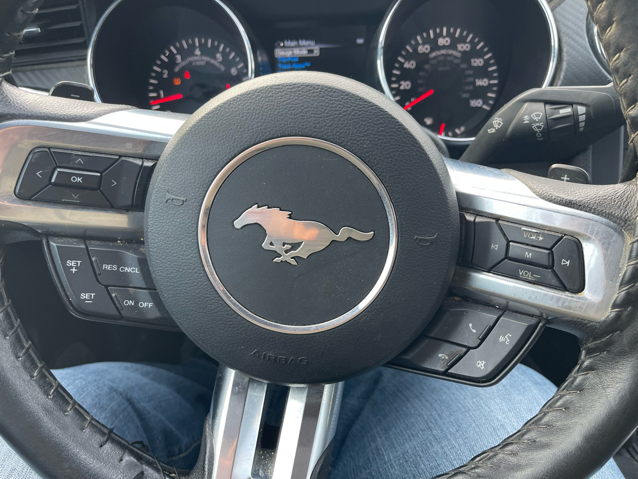 Ford Mustang V6 Convertible 2015