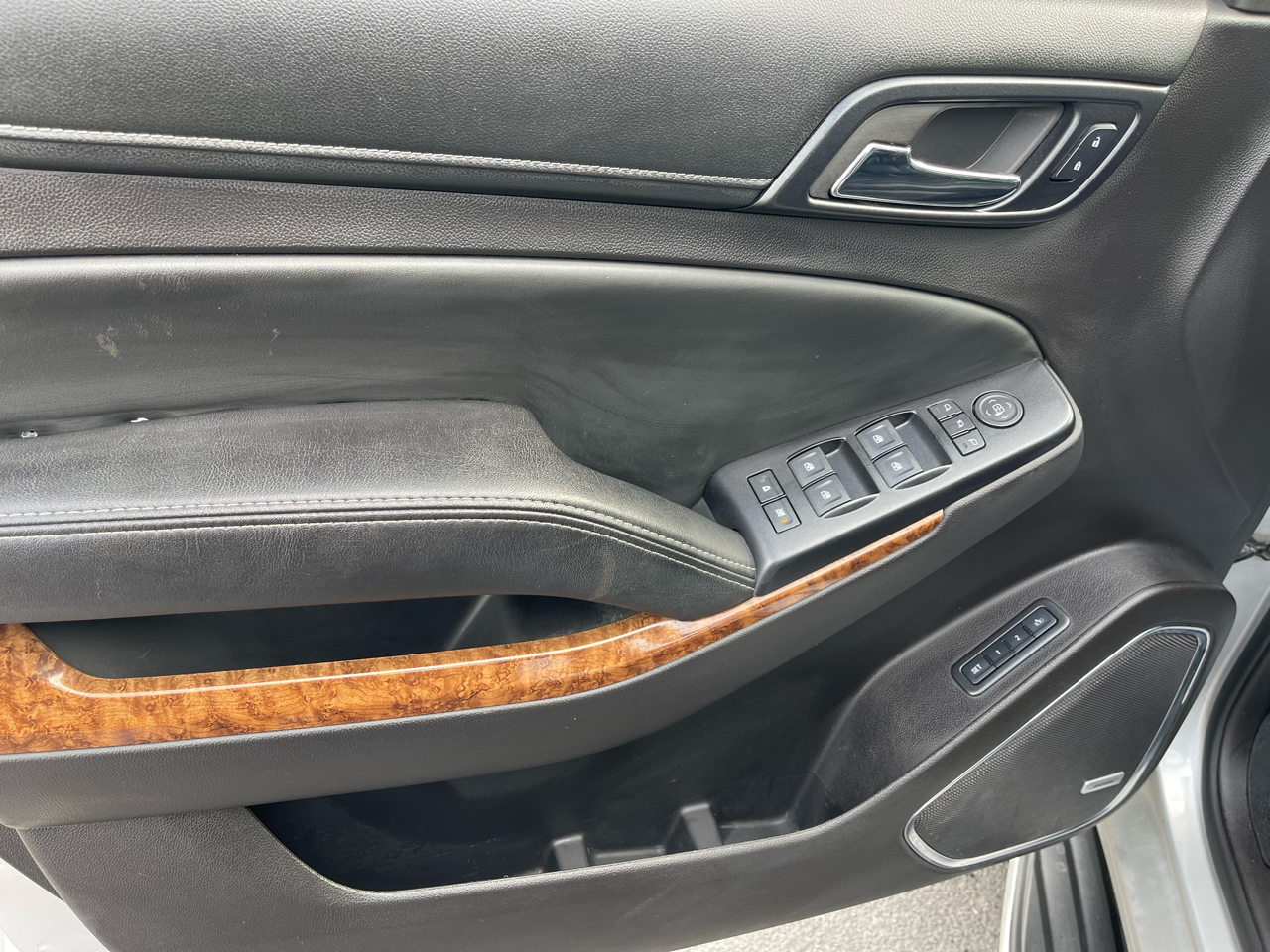 Chevrolet Tahoe LTZ 4WD 2015