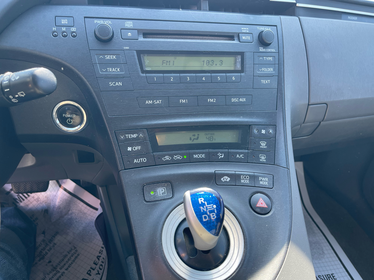 Toyota Prius Prius V 2010