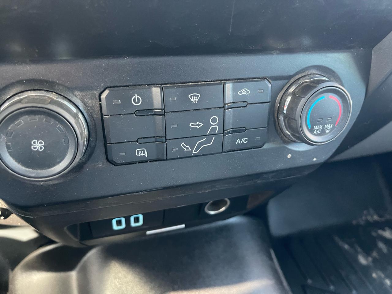 Ford F-250 SD FX4 Crew Cab Long Bed 4WD 2017