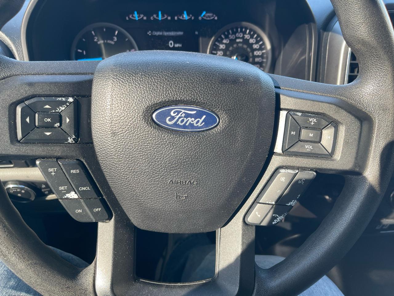 Ford F-250 SD FX4 Crew Cab Long Bed 4WD 2017