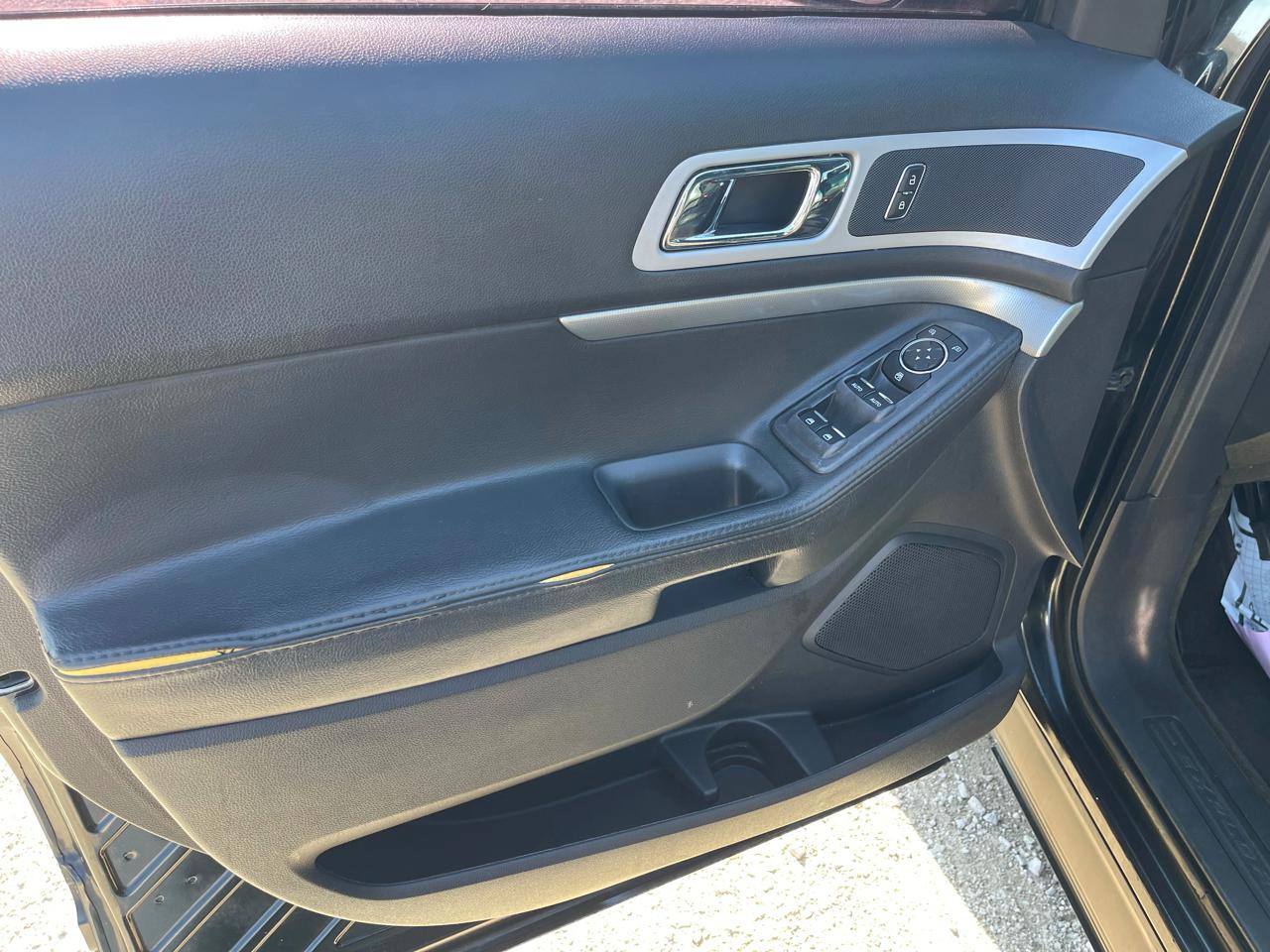 Ford Explorer XLT FWD 2013