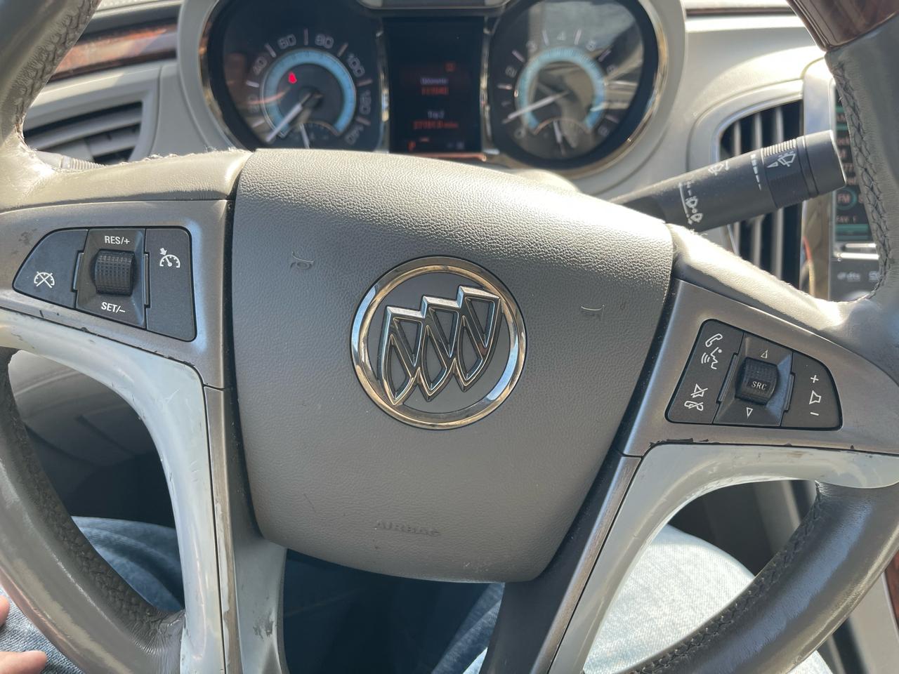 Buick LaCrosse CXS 2010