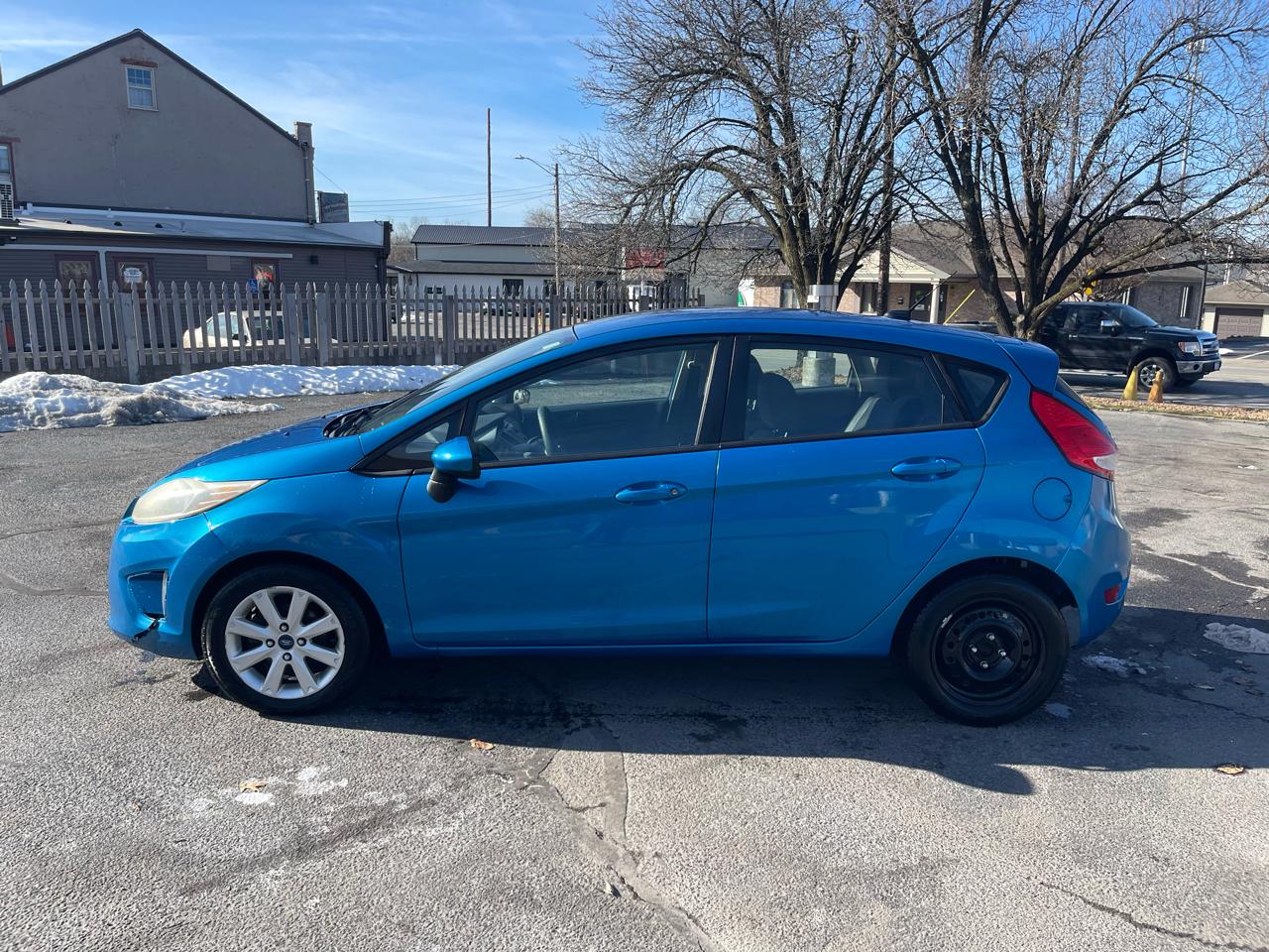 Ford Fiesta SE Hatchback 2012