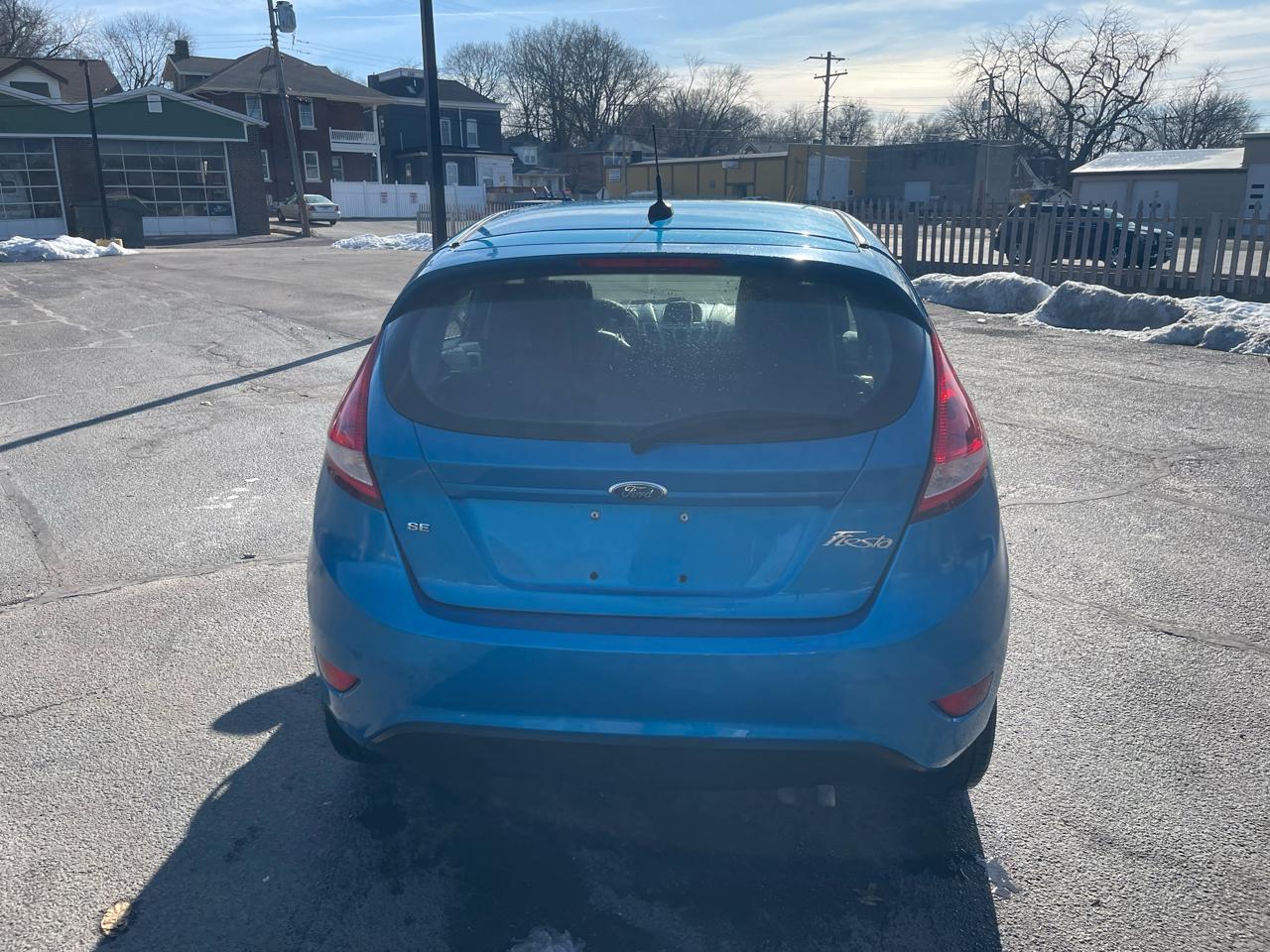 Ford Fiesta SE Hatchback 2012