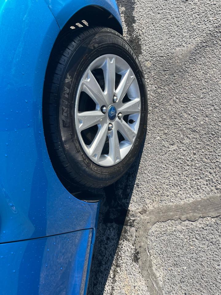 Ford Fiesta SE Hatchback 2012