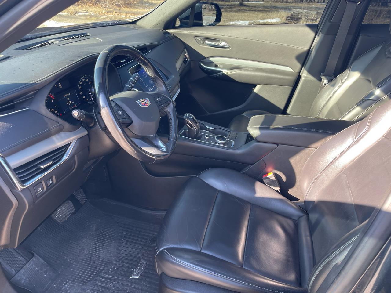 Cadillac XT4 Premium Luxury AWD 2019