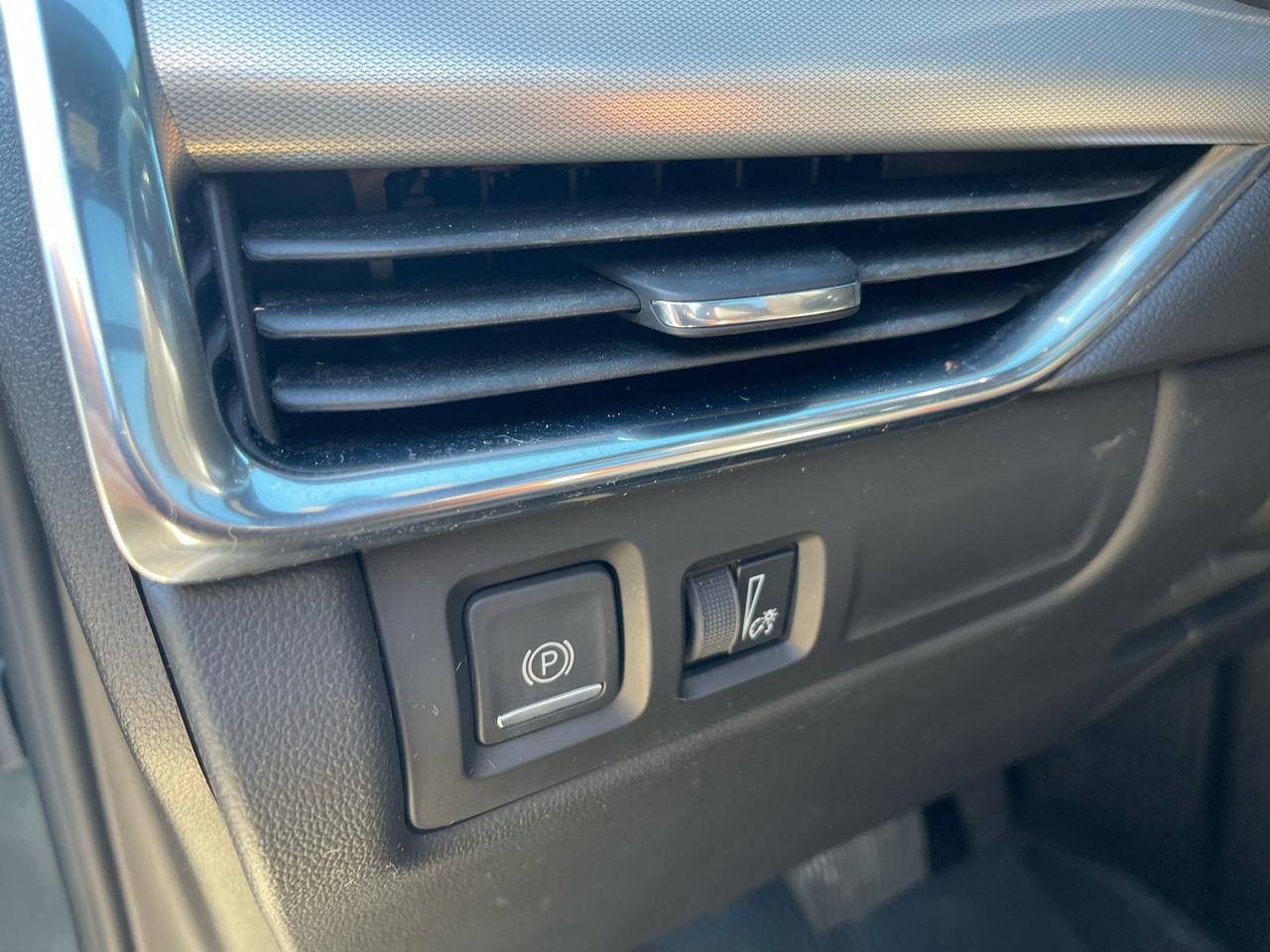 Cadillac XT4 Premium Luxury AWD 2019