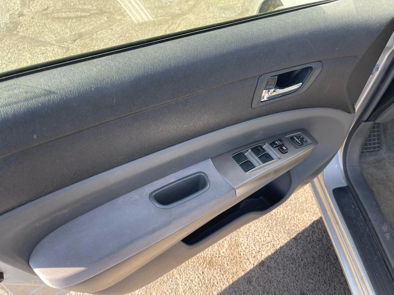 Toyota Prius 4-Door Liftback 2006