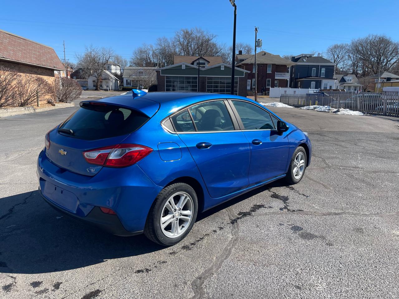 Chevrolet Cruze LT Auto Hatchback 2017