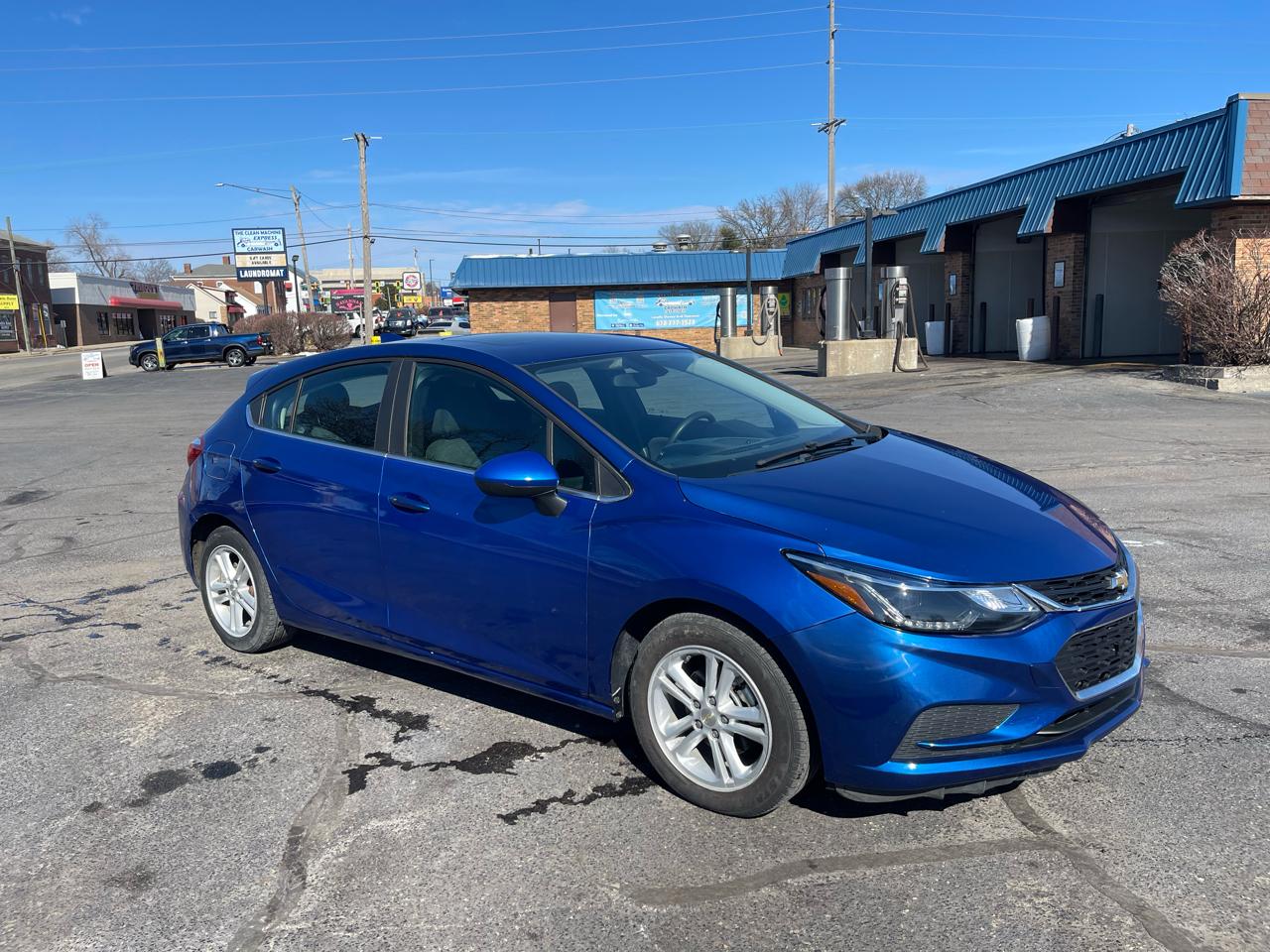Chevrolet Cruze LT Auto Hatchback 2017
