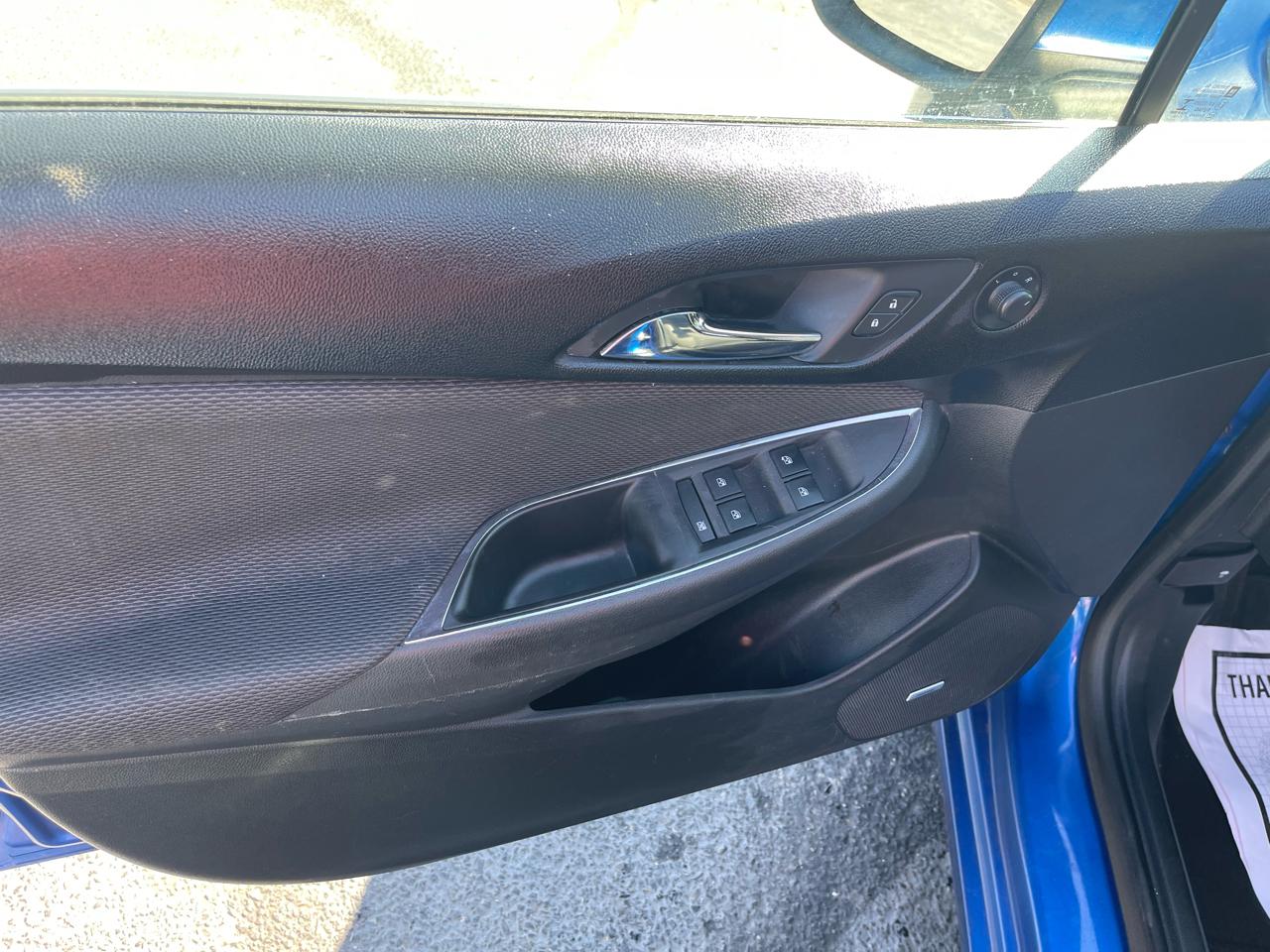 Chevrolet Cruze LT Auto Hatchback 2017