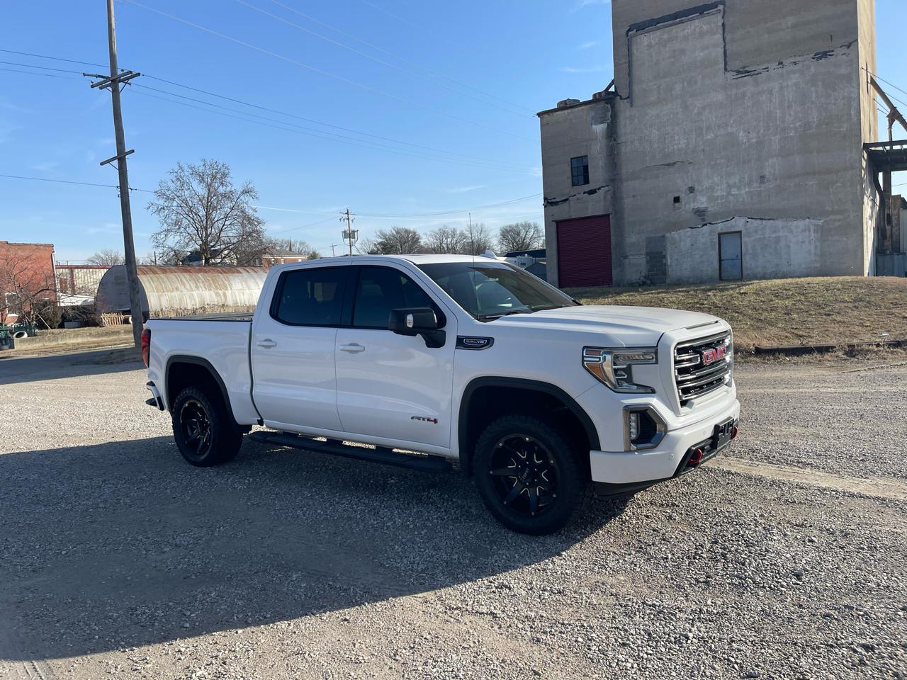 GMC Sierra 1500 4WD Crew Cab 147" AT4 2019