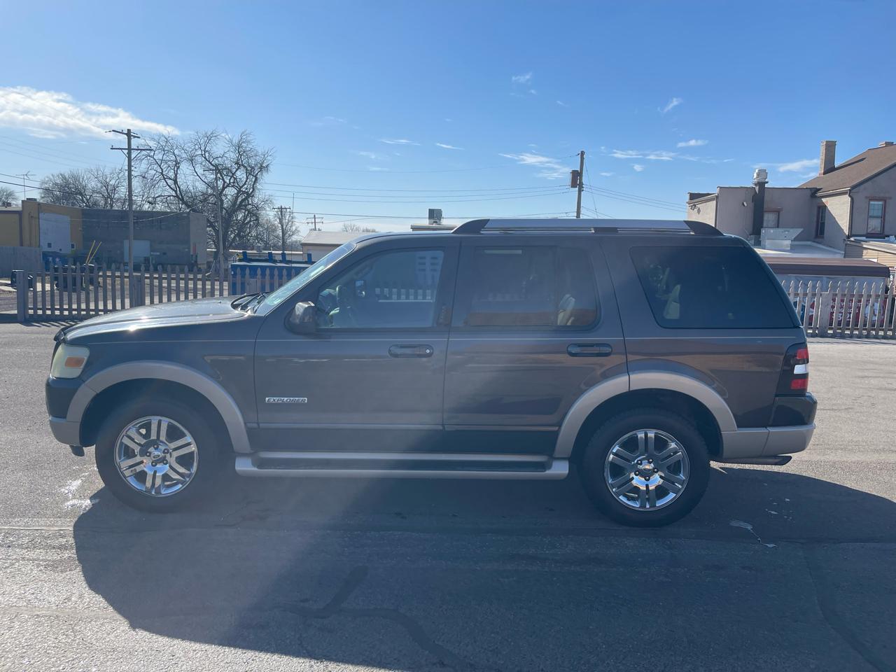 Ford Explorer Eddie Bauer 4.6L 4WD 2006
