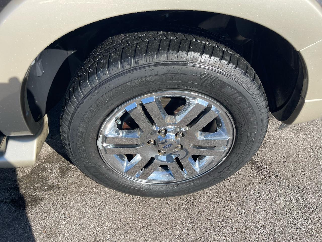 Ford Explorer Eddie Bauer 4.6L 4WD 2006