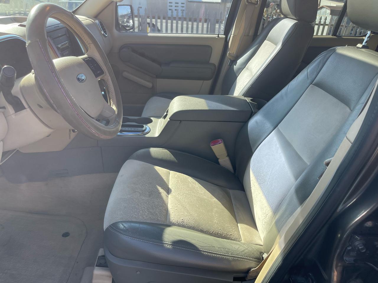 Ford Explorer Eddie Bauer 4.6L 4WD 2006