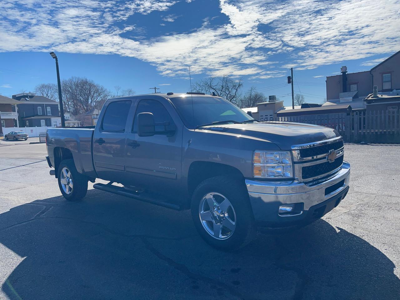 Chevrolet Silverado 2500HD LT Crew Cab 4WD 2013