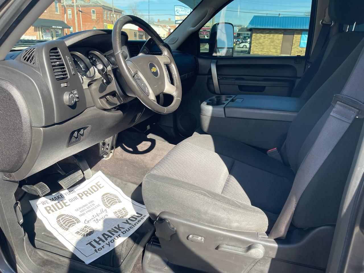 Chevrolet Silverado 2500HD LT Crew Cab 4WD 2013