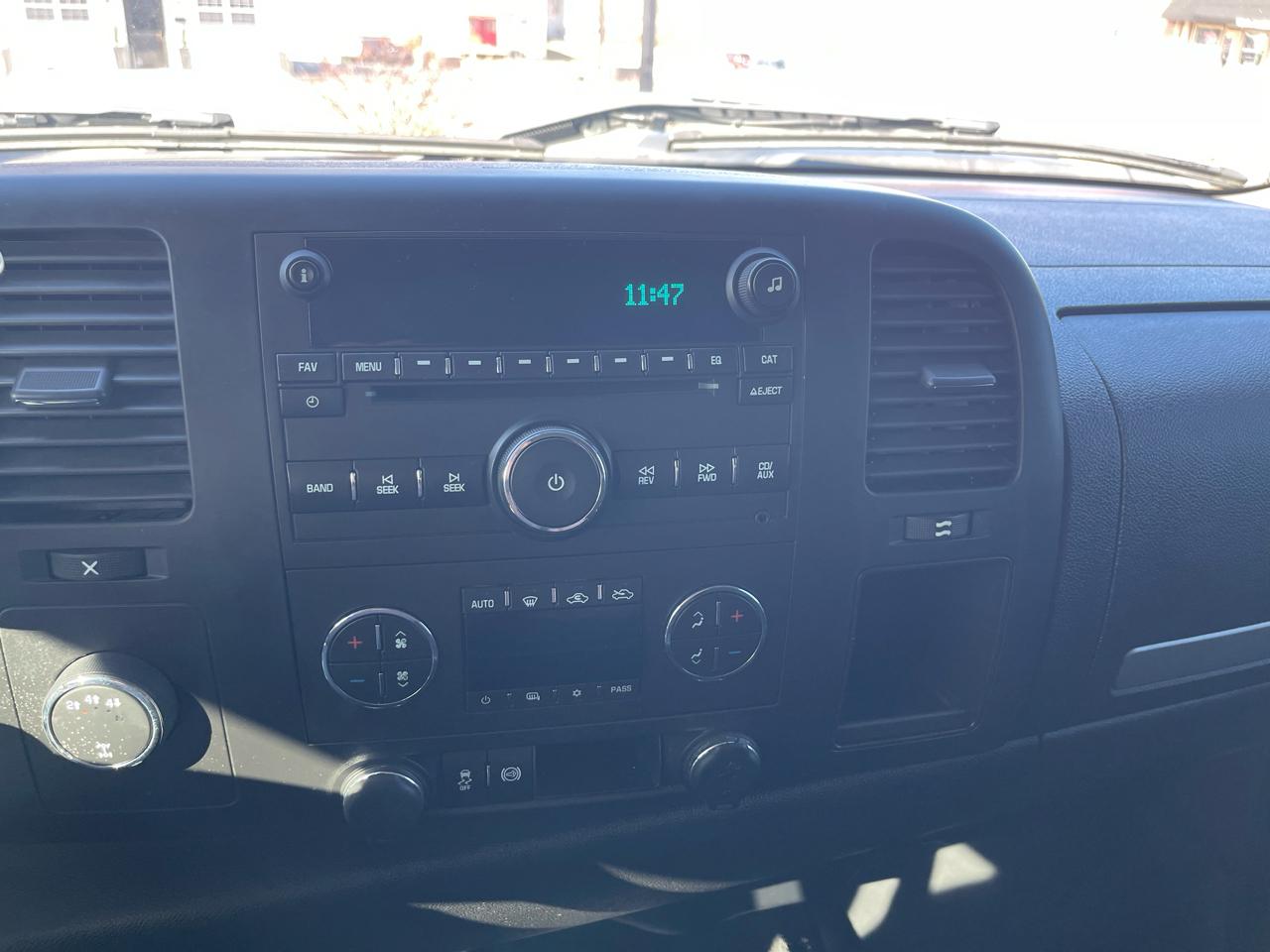 Chevrolet Silverado 2500HD LT Crew Cab 4WD 2013