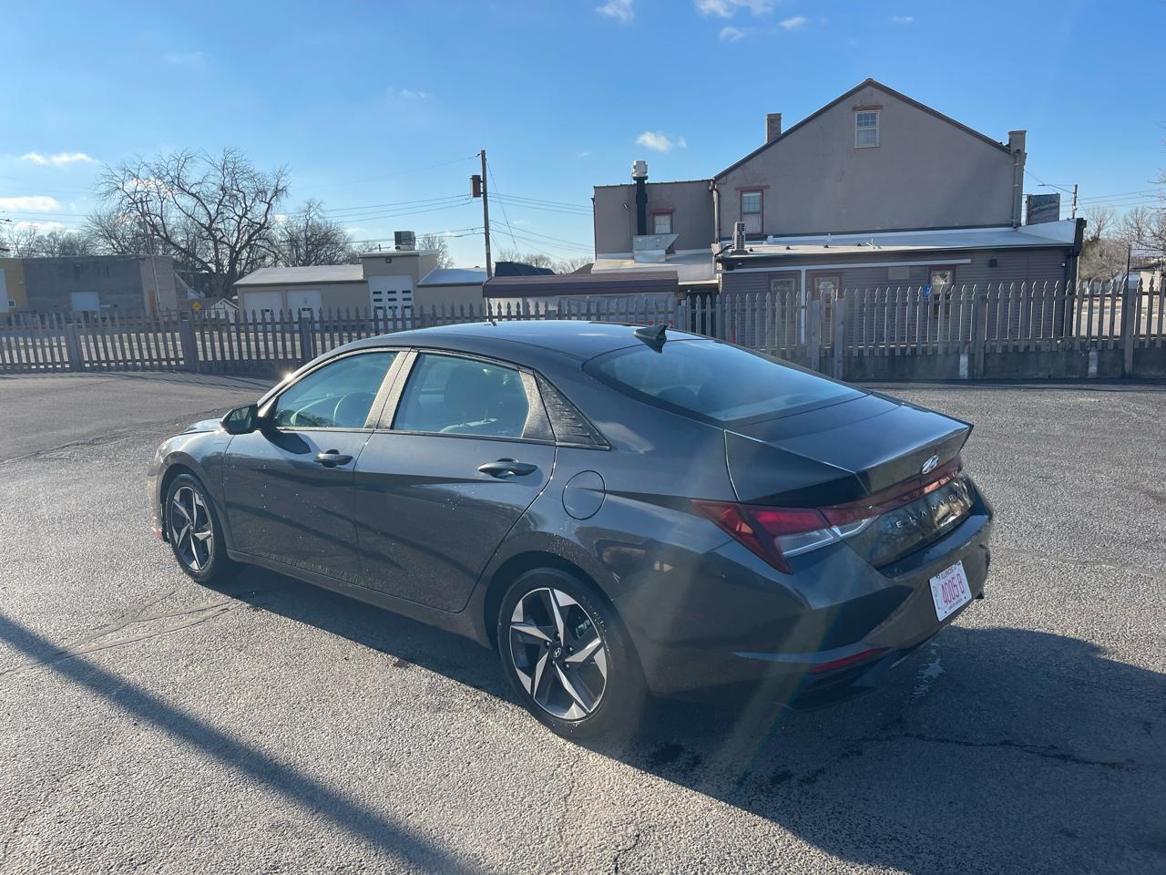 Hyundai Elantra SEL 2023