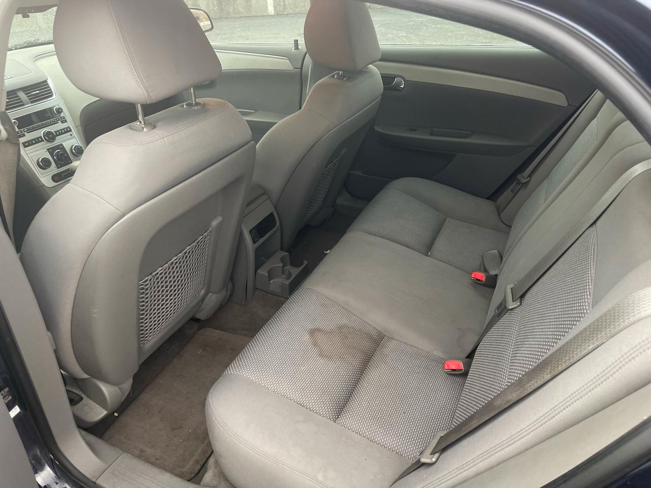 Chevrolet Malibu LS 2011