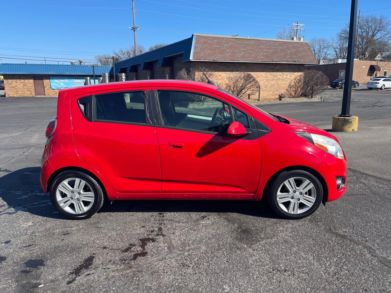 Chevrolet Spark 1LT CVT 2015