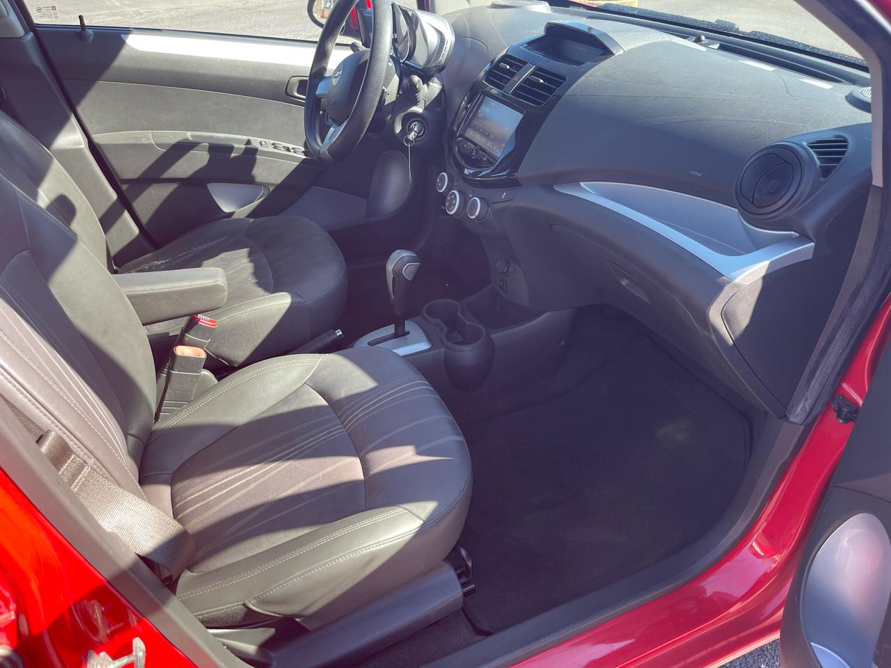 Chevrolet Spark 1LT CVT 2015