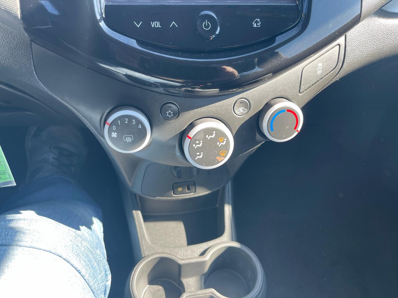 Chevrolet Spark 1LT CVT 2015