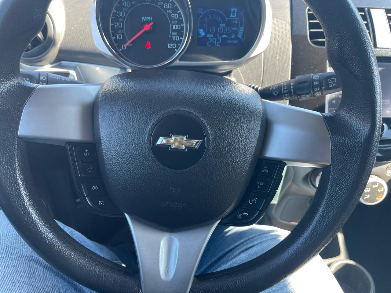 Chevrolet Spark 1LT CVT 2015