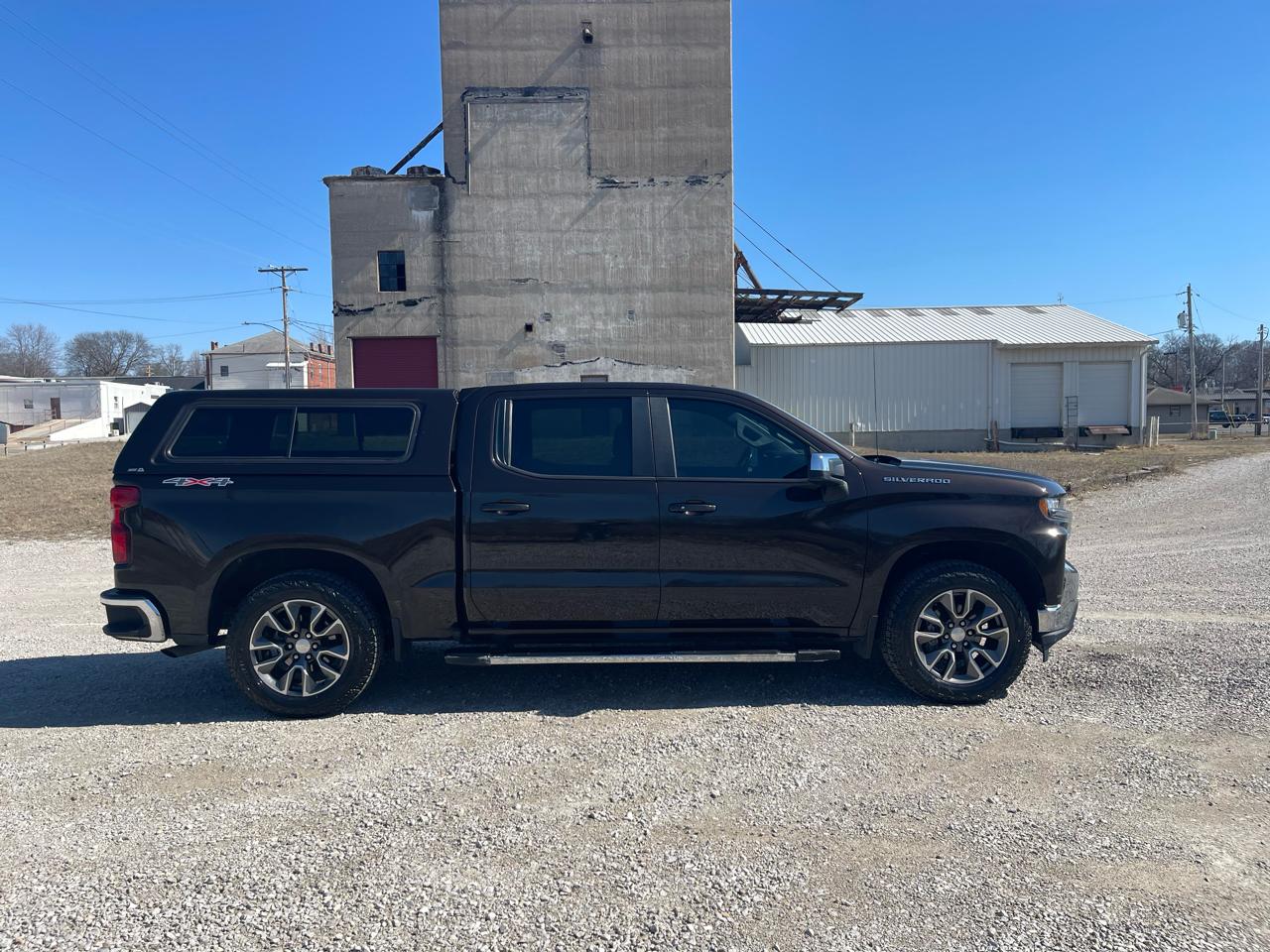 Chevrolet Silverado 1500 1LT Crew Cab 4WD 2020