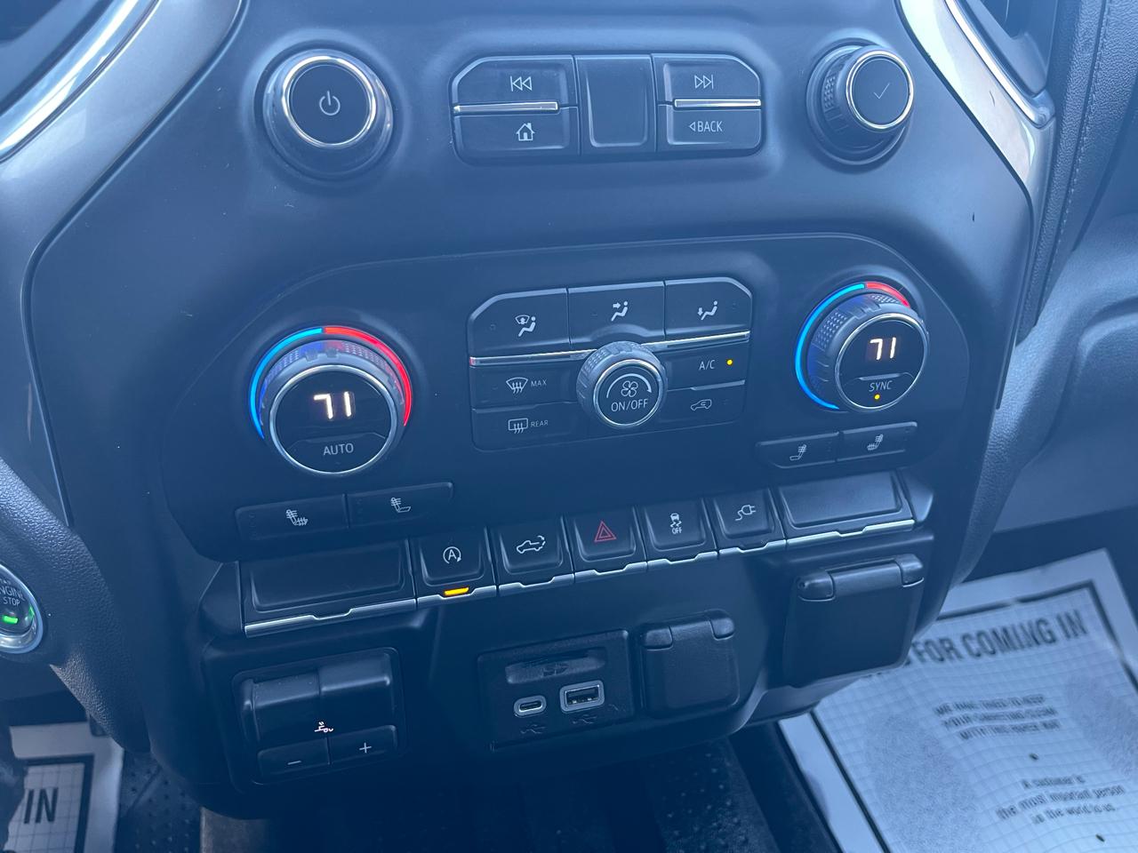 Chevrolet Silverado 1500 1LT Crew Cab 4WD 2020