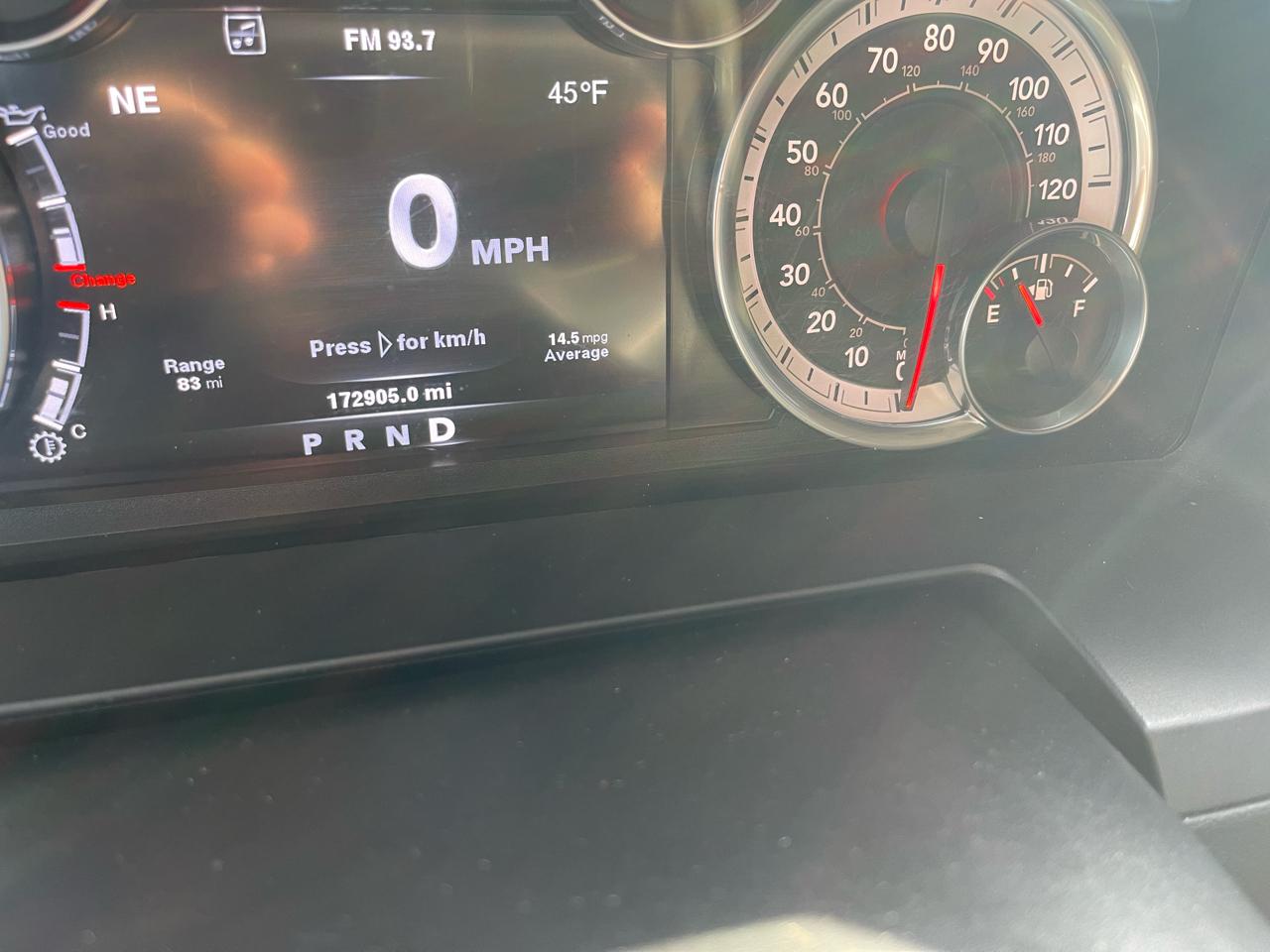 RAM 1500 4WD Crew Cab 140.5" Sport 2014