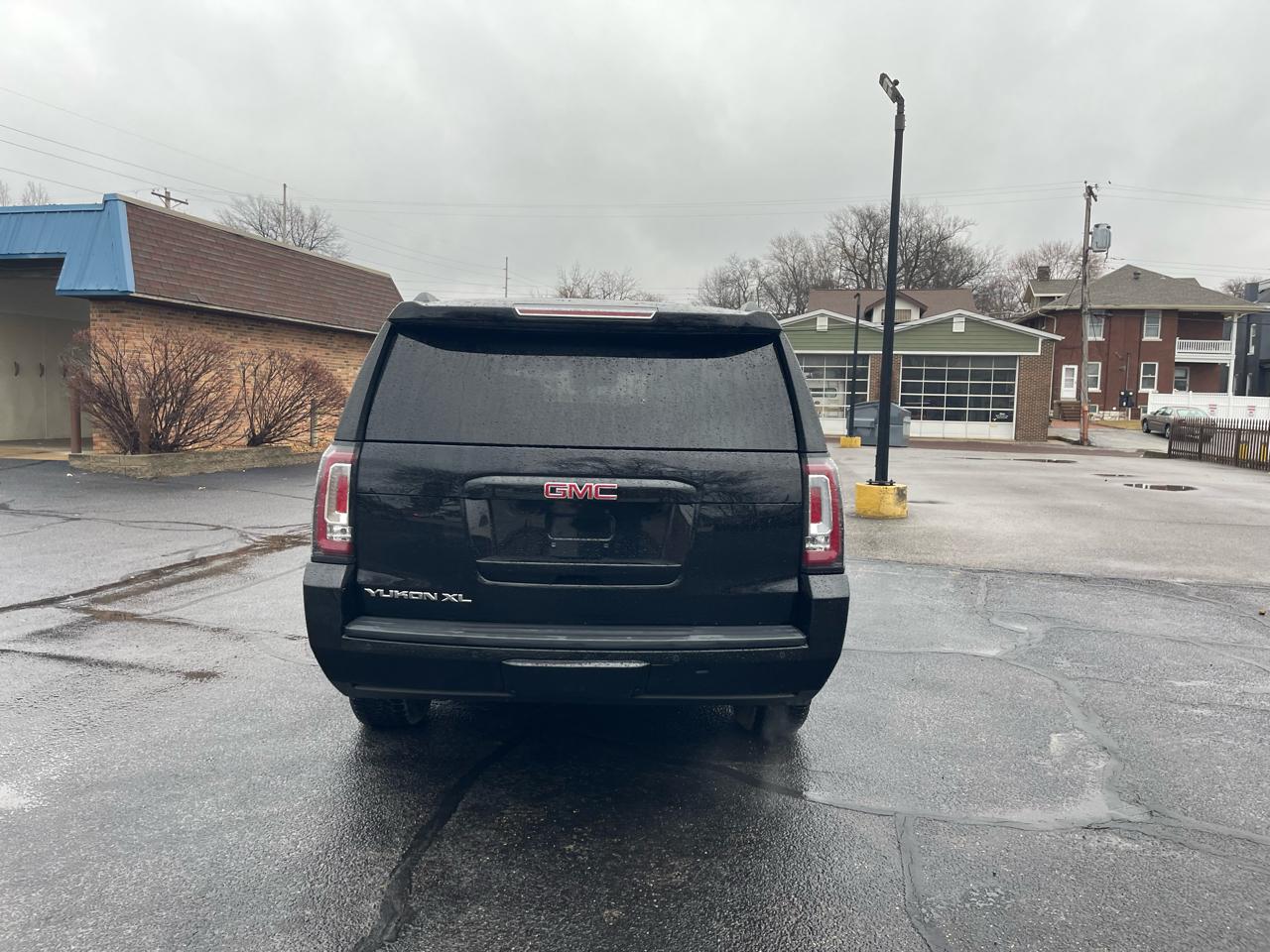 GMC Yukon XL SLT 4WD 2016