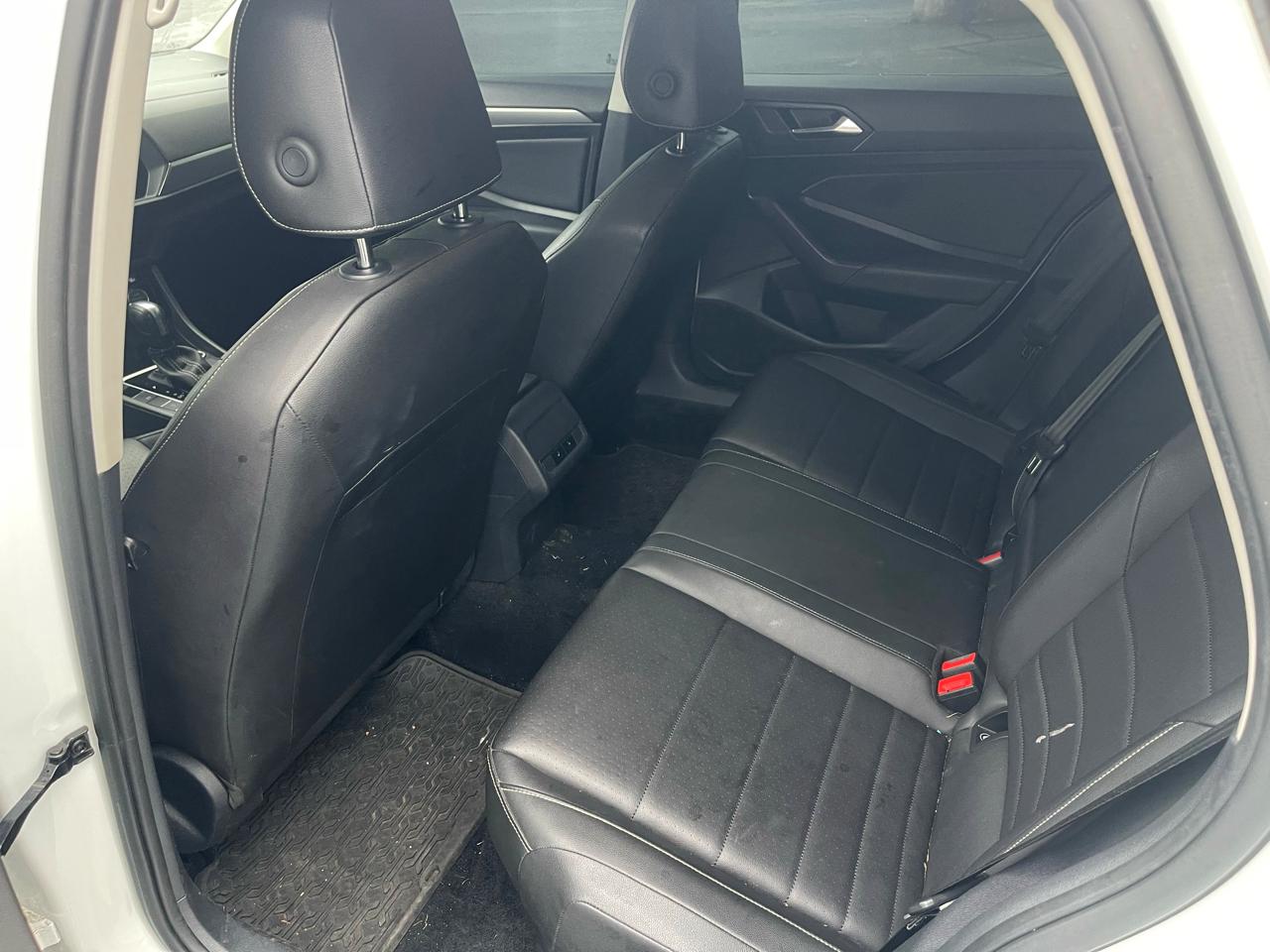 Volkswagen Jetta 1.4T S 8A 2021