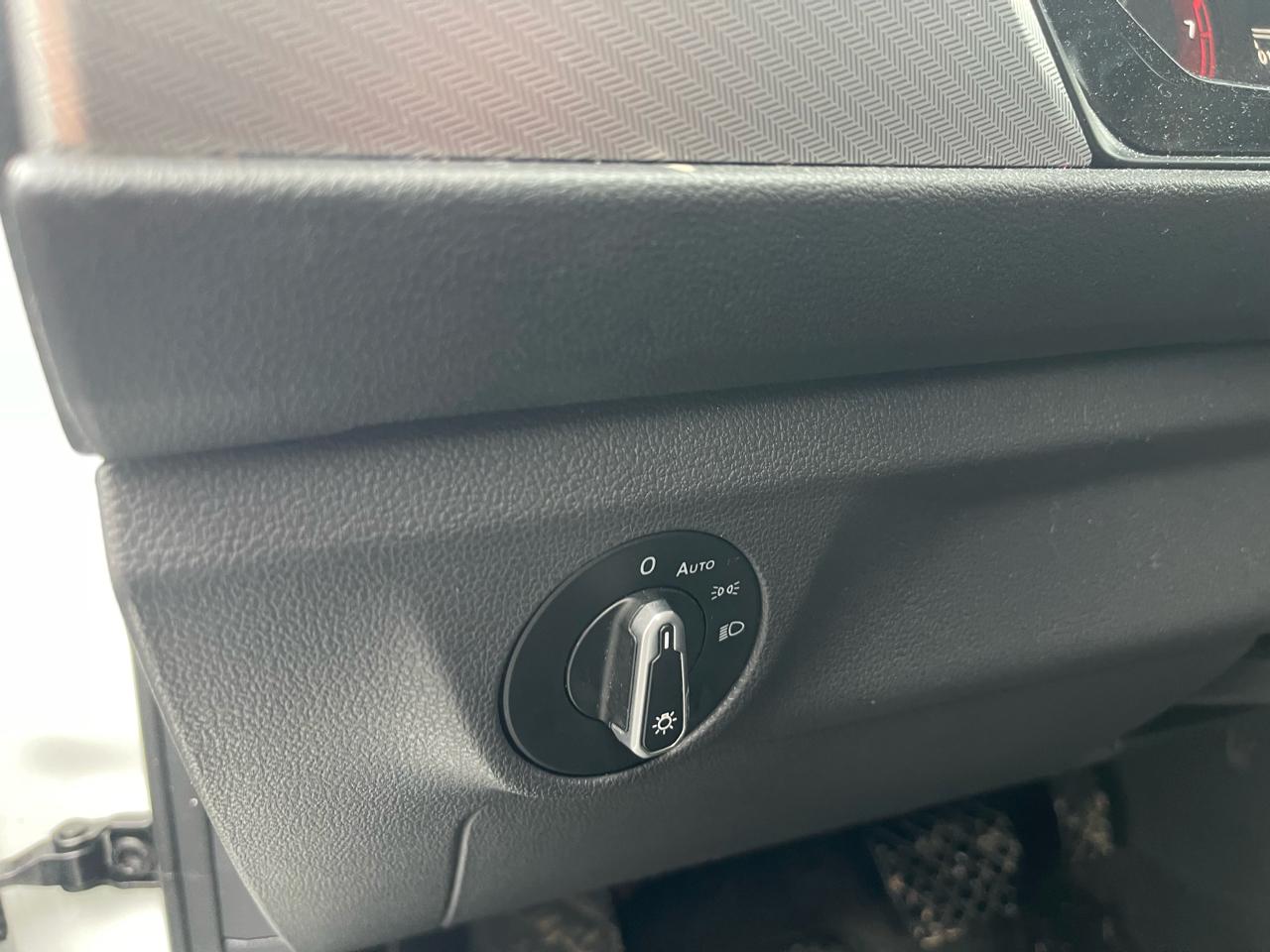 Volkswagen Jetta 1.4T S 8A 2021