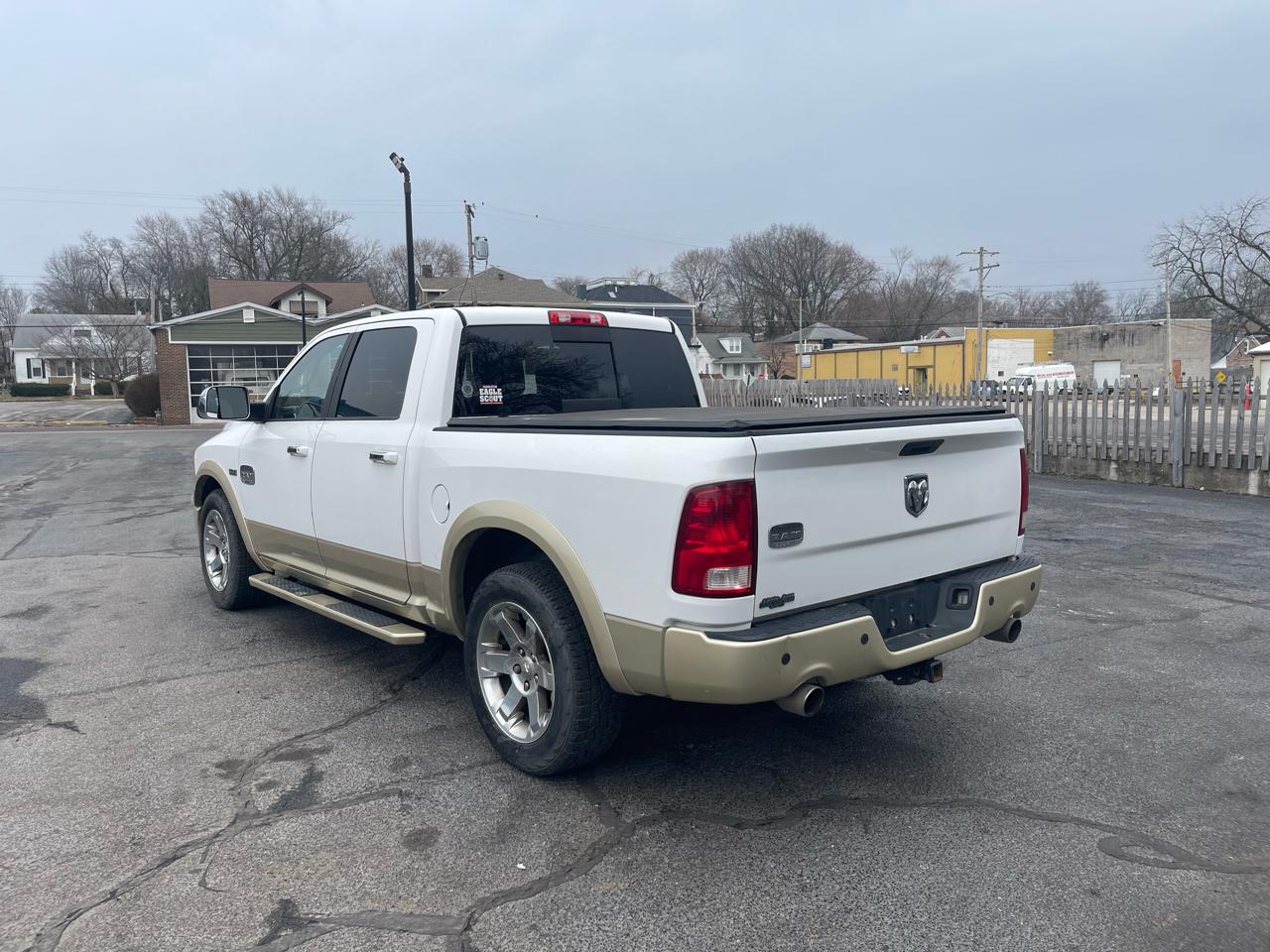 RAM 1500 2WD Crew Cab 140.5" Laramie Longhorn Edition 2011