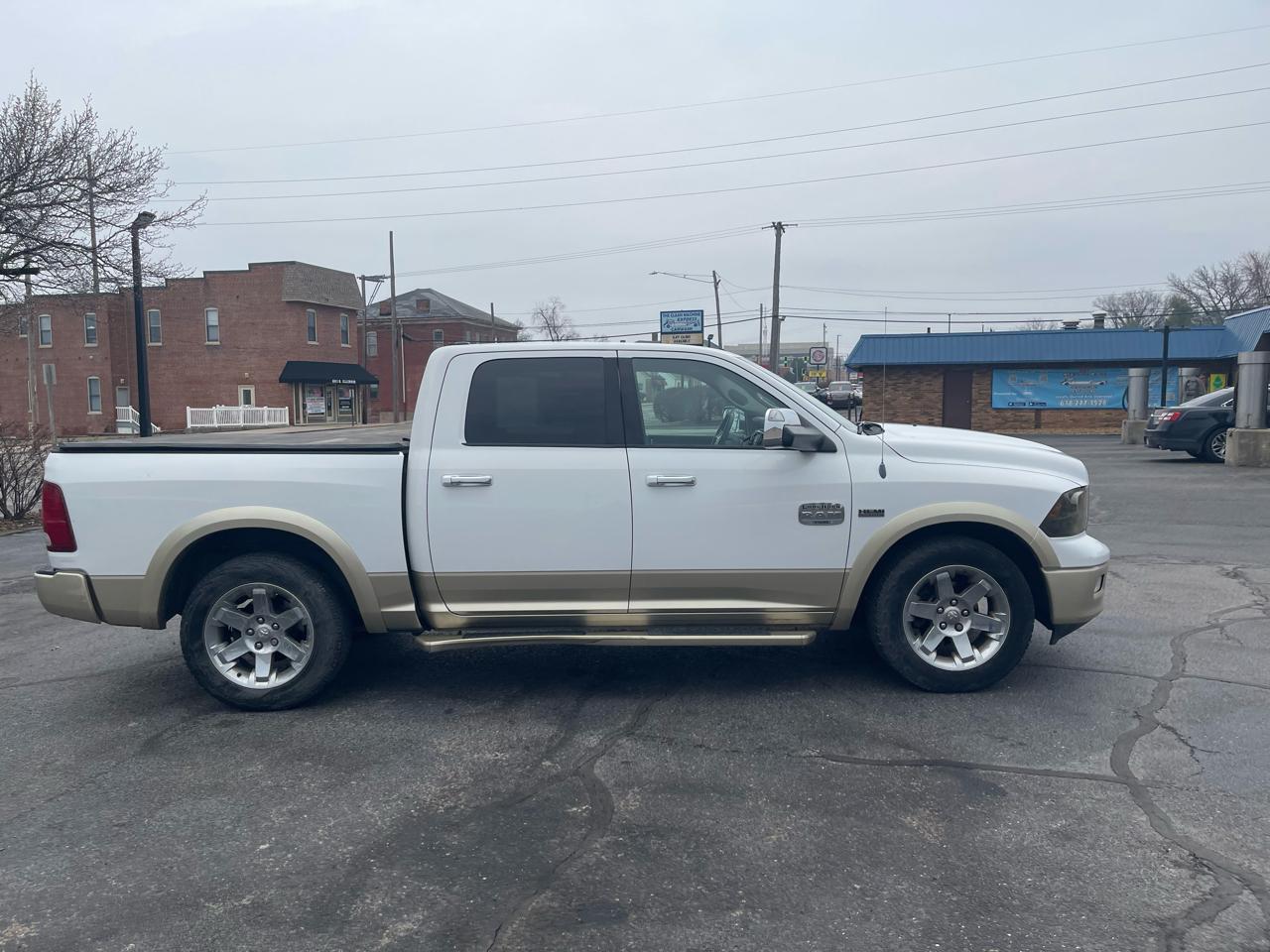 RAM 1500 2WD Crew Cab 140.5" Laramie Longhorn Edition 2011
