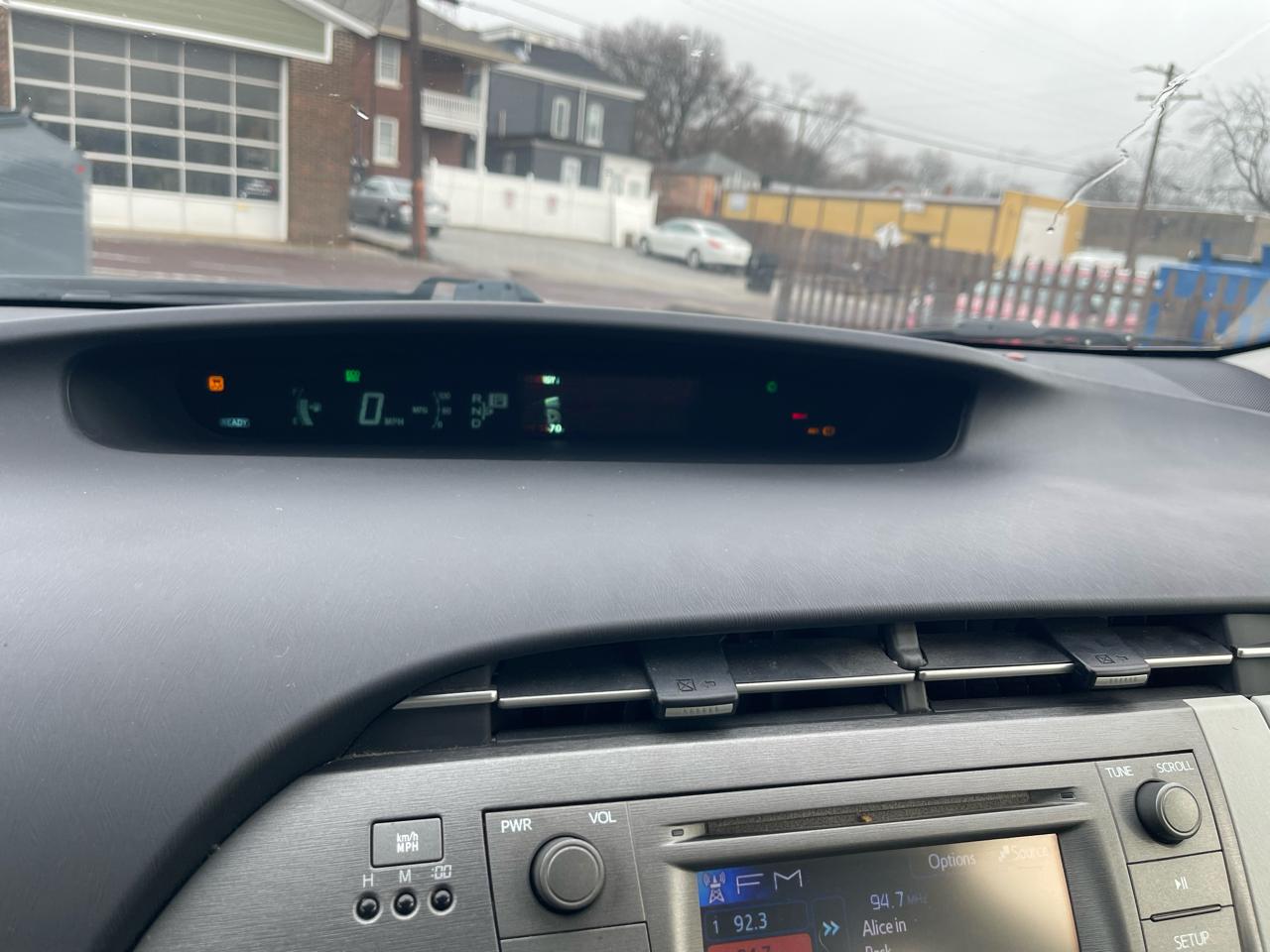 Toyota Prius Prius V 2012