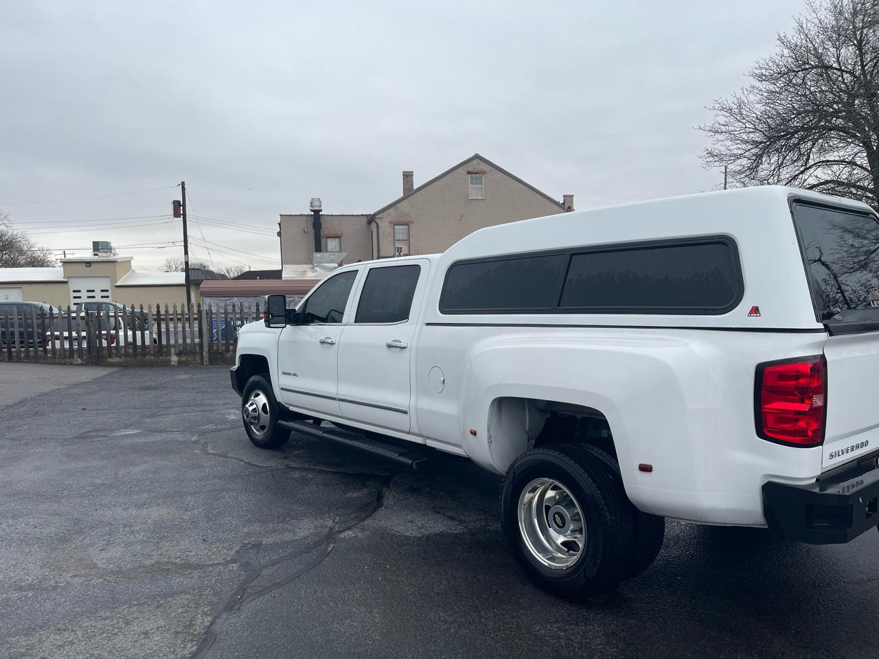 Chevrolet Silverado 3500HD LTZ Crew Cab 4WD 2015