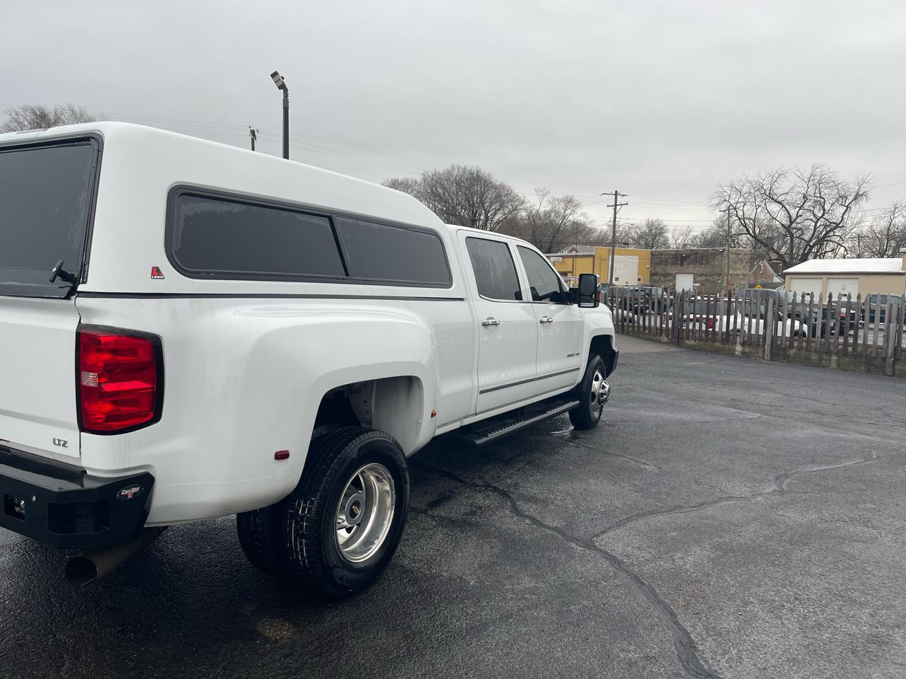Chevrolet Silverado 3500HD LTZ Crew Cab 4WD 2015