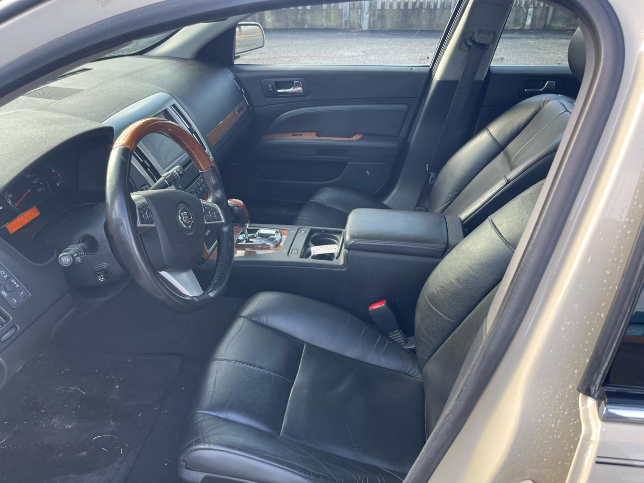 Cadillac STS V6 Luxury Preferred 2011