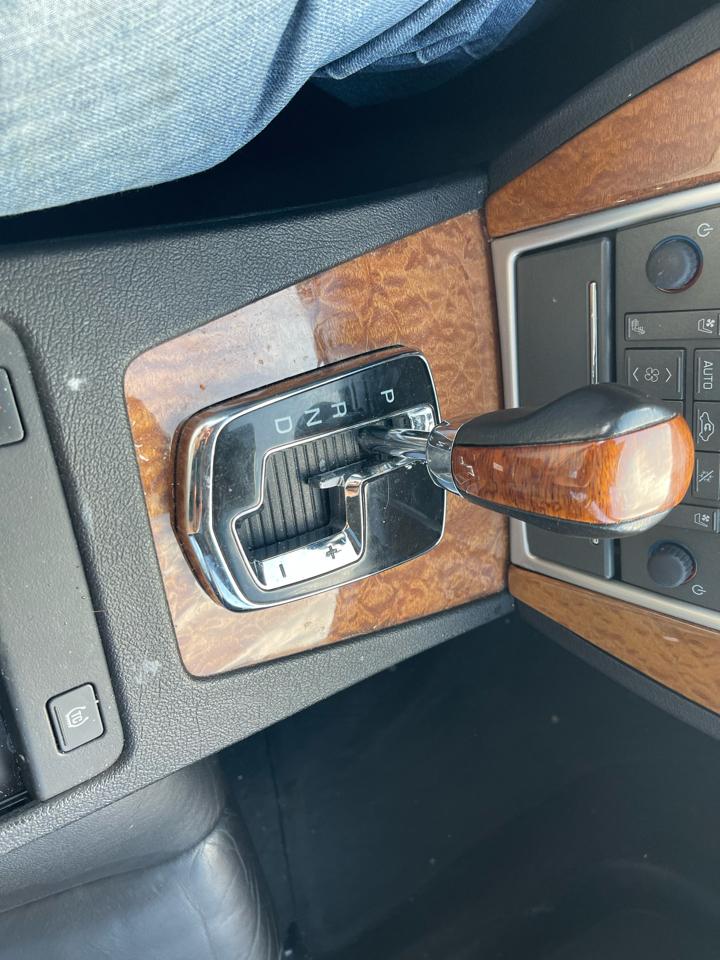 Cadillac STS V6 Luxury Preferred 2011