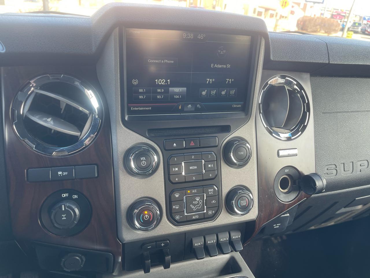 Ford F-350 SD Lariat Crew Cab Long Bed 2WD 2014