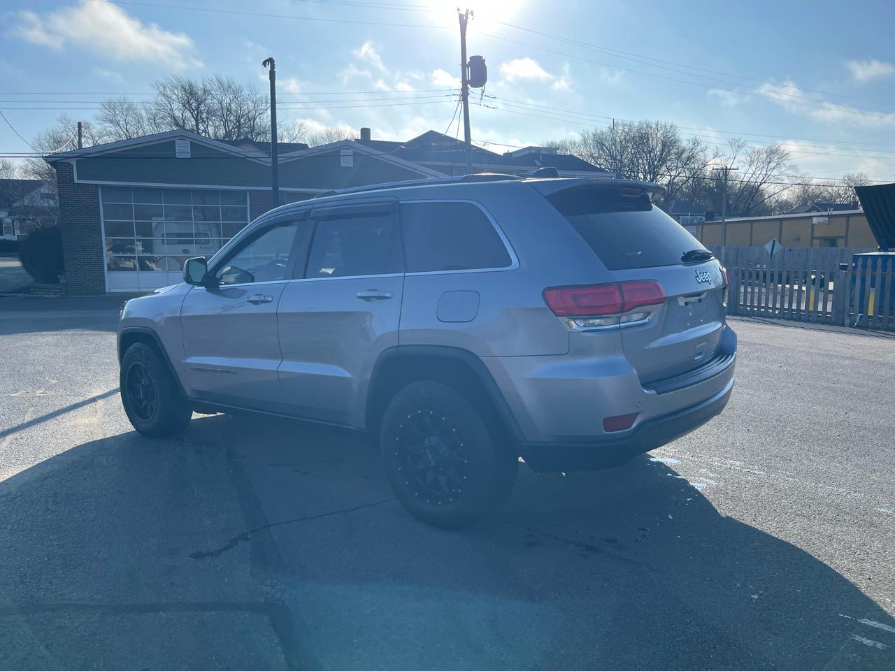 Jeep Grand Cherokee Laredo 2WD 2018