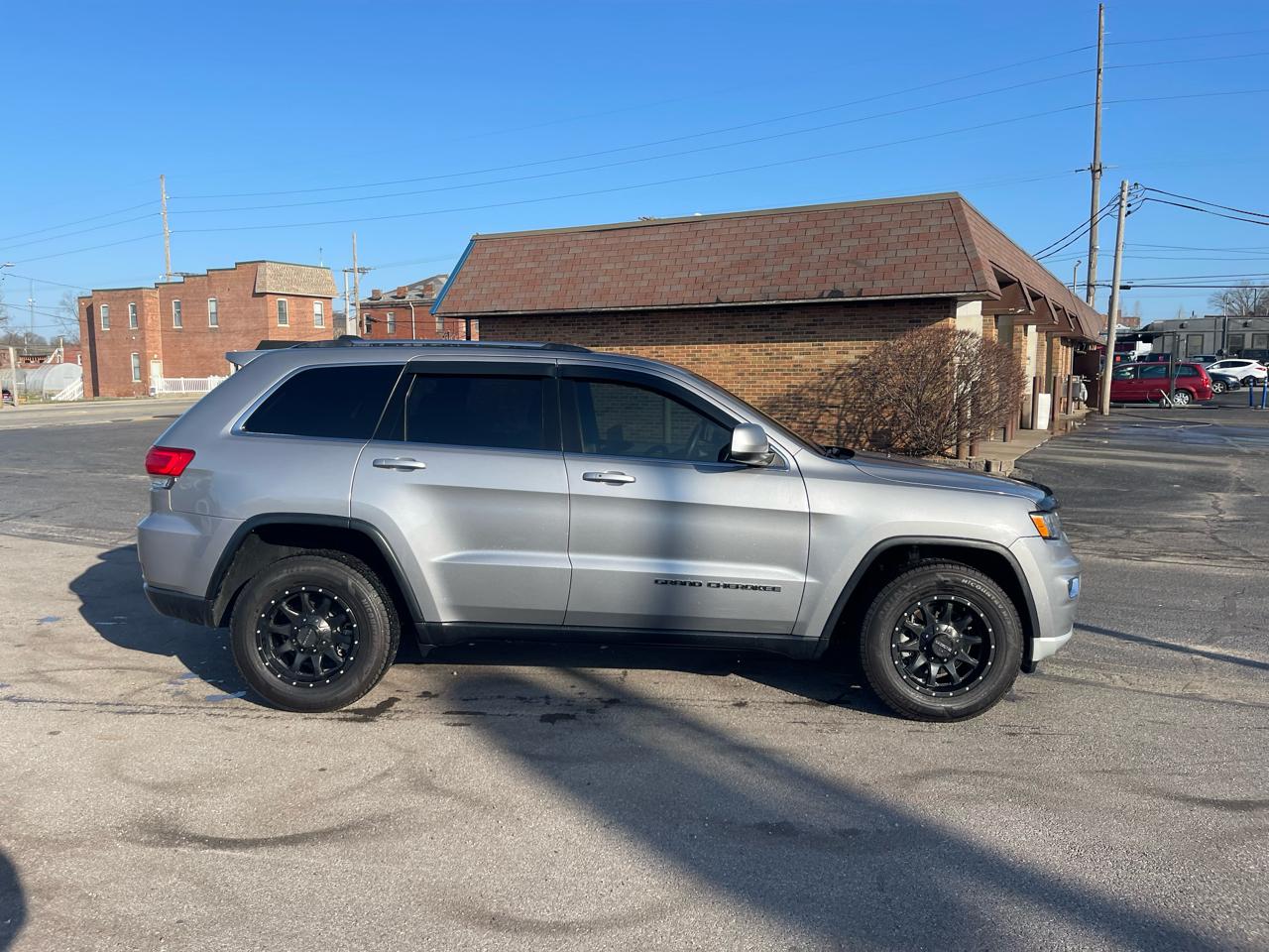 Jeep Grand Cherokee Laredo 2WD 2018